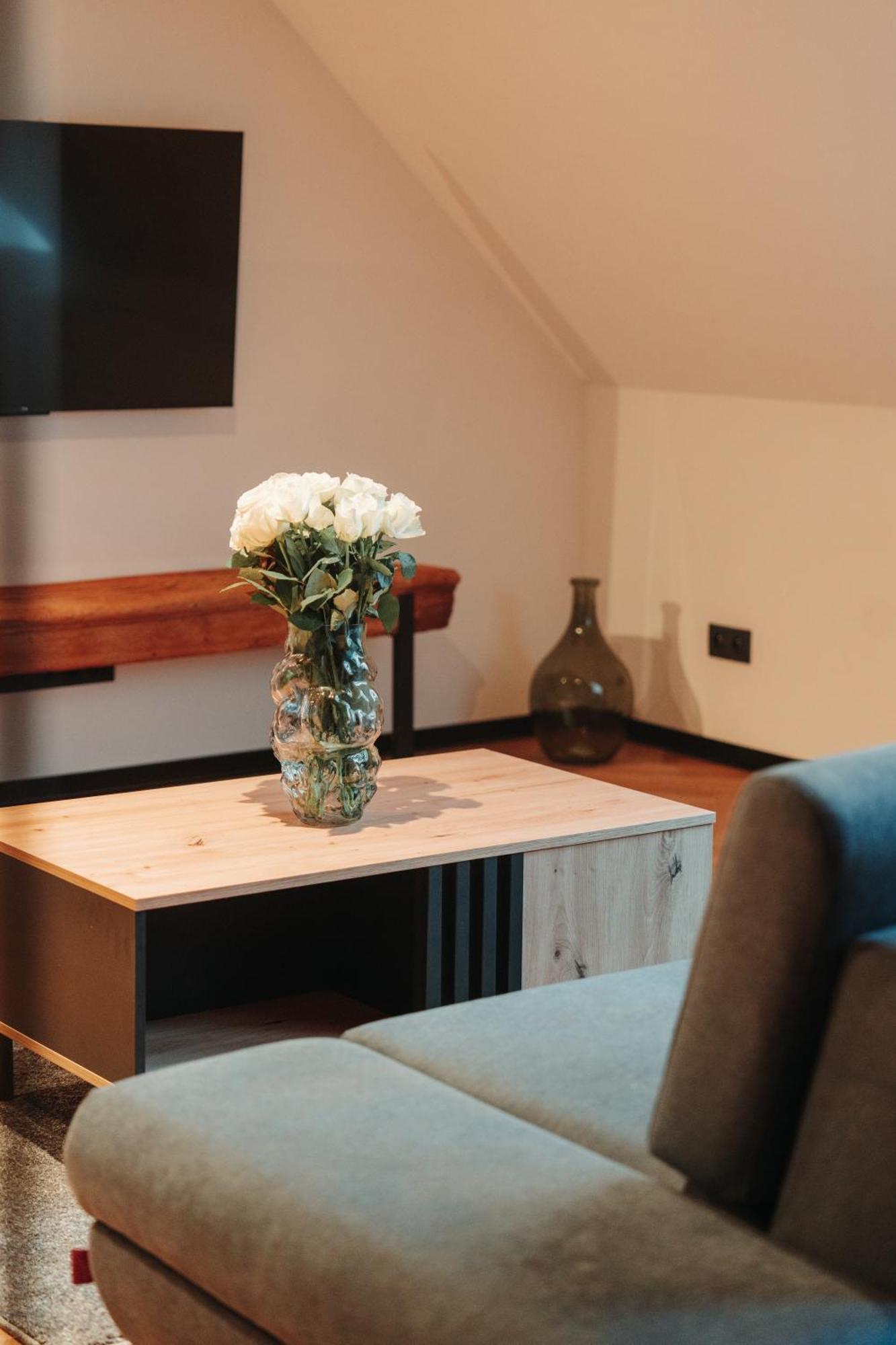 Hviezdoslavova Apartments, Trnava Centre, Parking Available Esterno foto