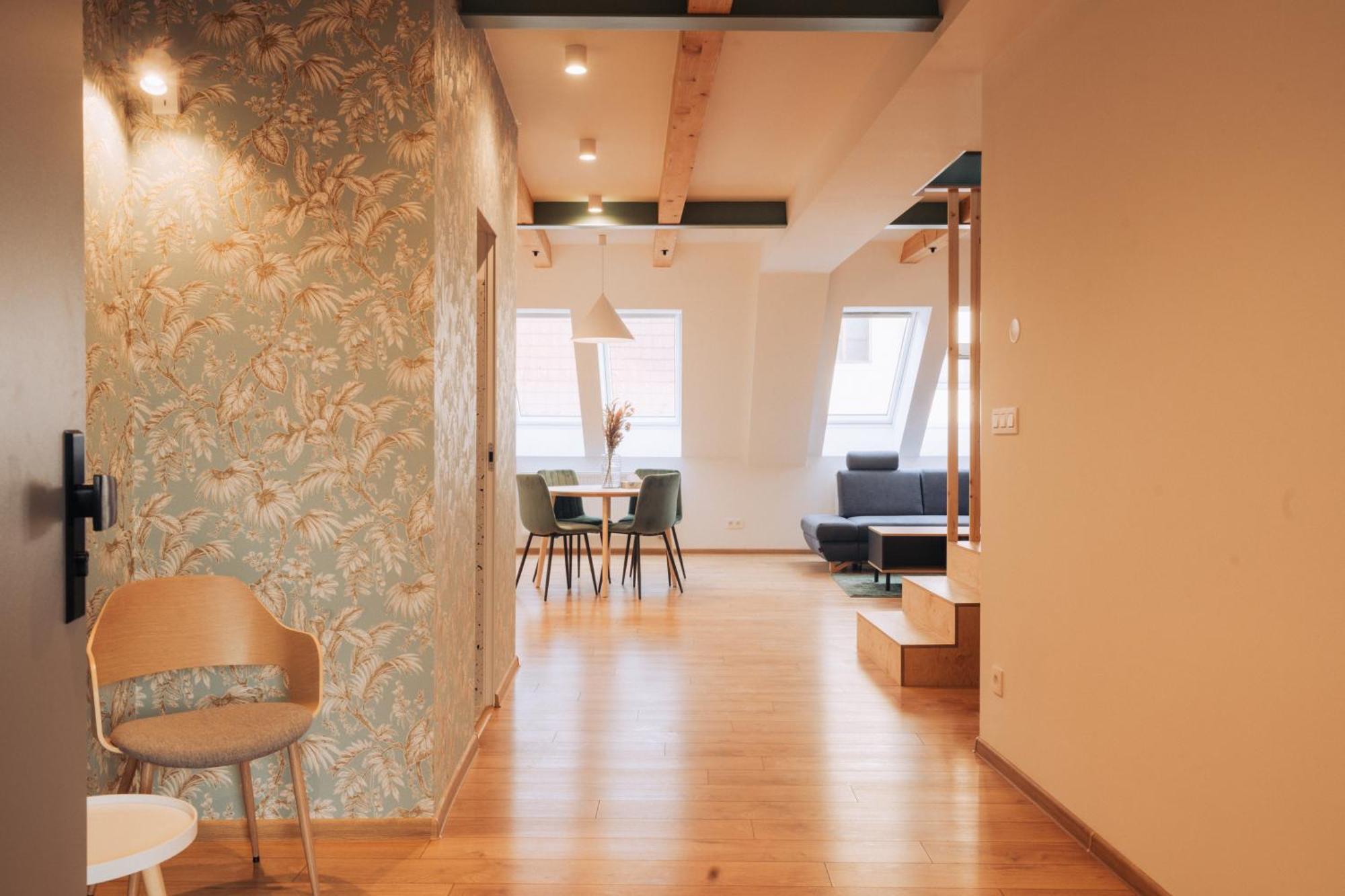 Hviezdoslavova Apartments, Trnava Centre, Parking Available Esterno foto