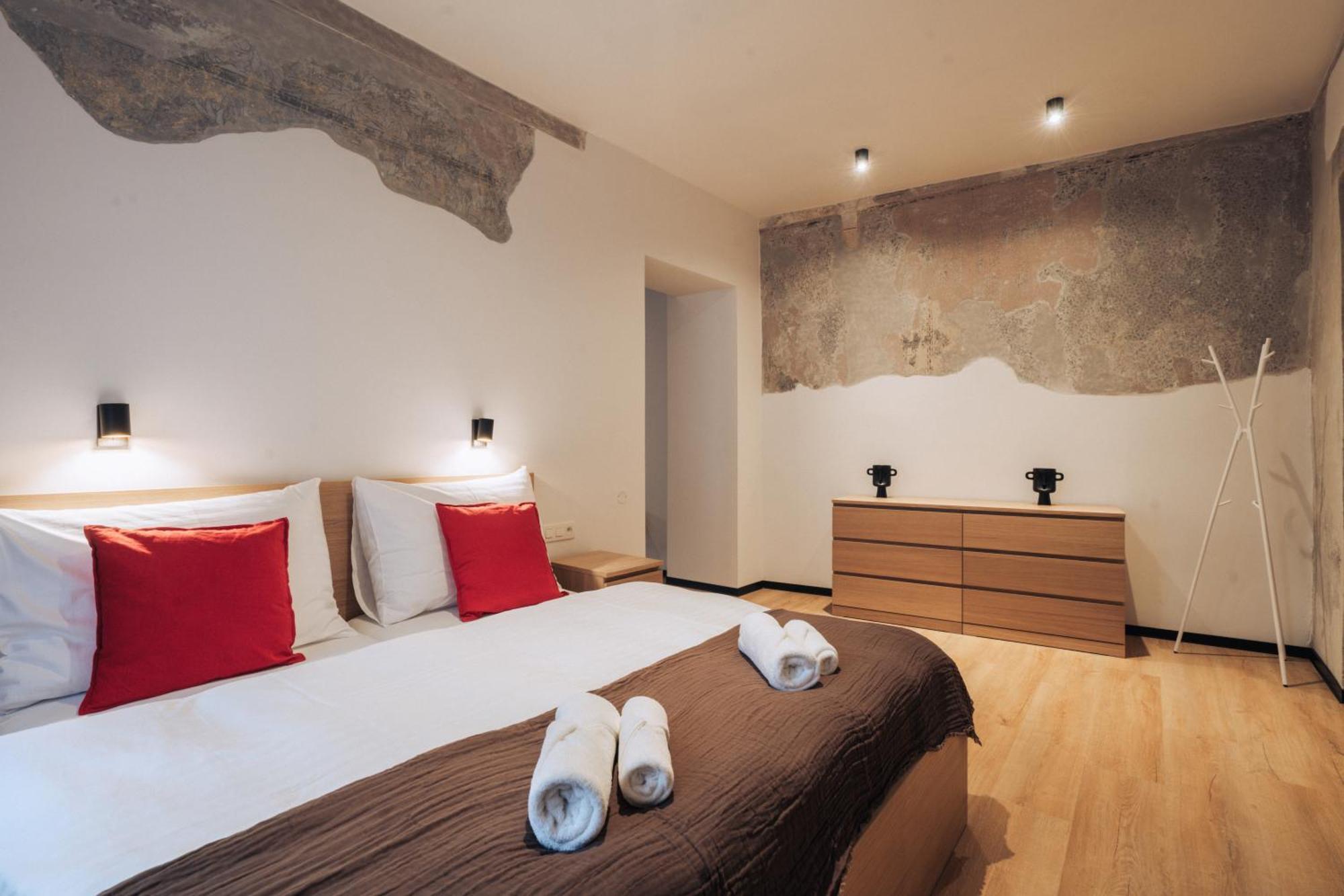 Hviezdoslavova Apartments, Trnava Centre, Parking Available Esterno foto