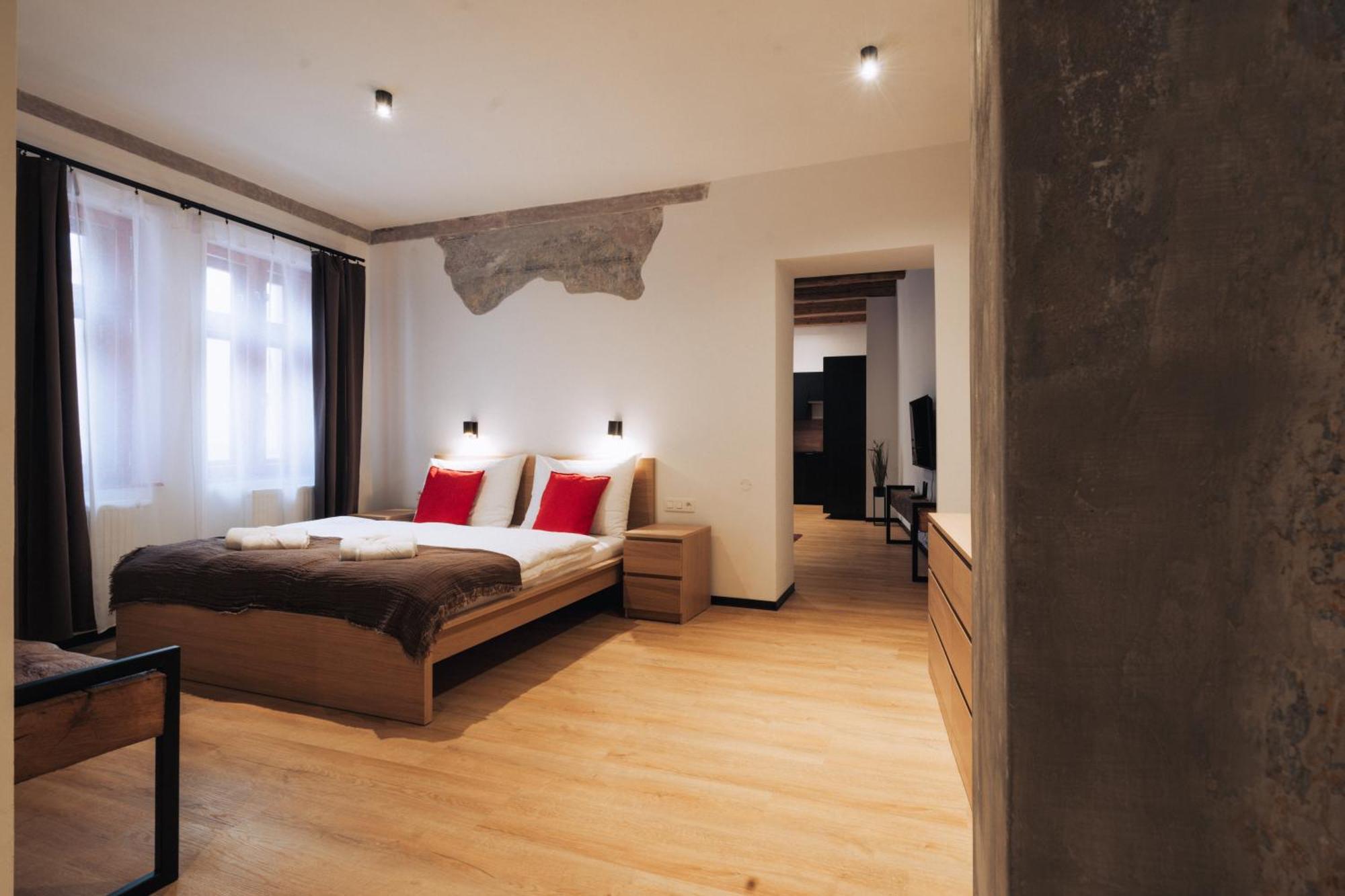 Hviezdoslavova Apartments, Trnava Centre, Parking Available Esterno foto